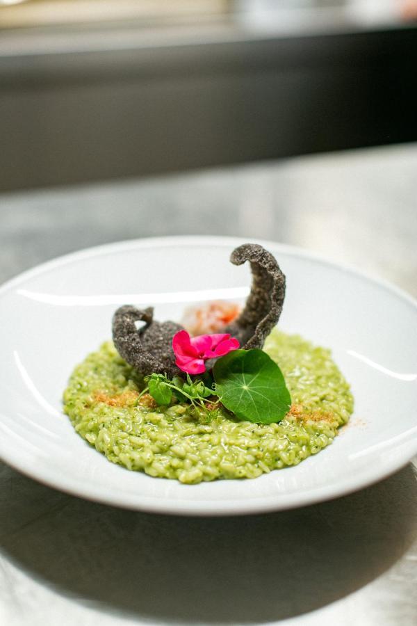 Hotel Mazzanti มิลาโน แมริตทิมา ภายนอก รูปภาพ