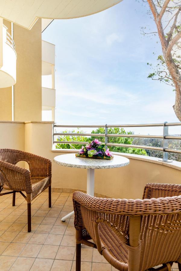 Hotel Mazzanti มิลาโน แมริตทิมา ภายนอก รูปภาพ